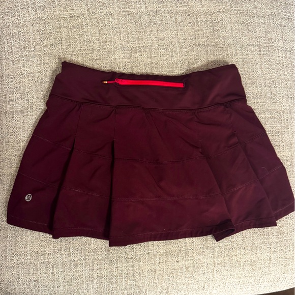 Lululemon Athletic Skirt with built in shorts maroon size 4 skort burgundy - Picture 2 of 6